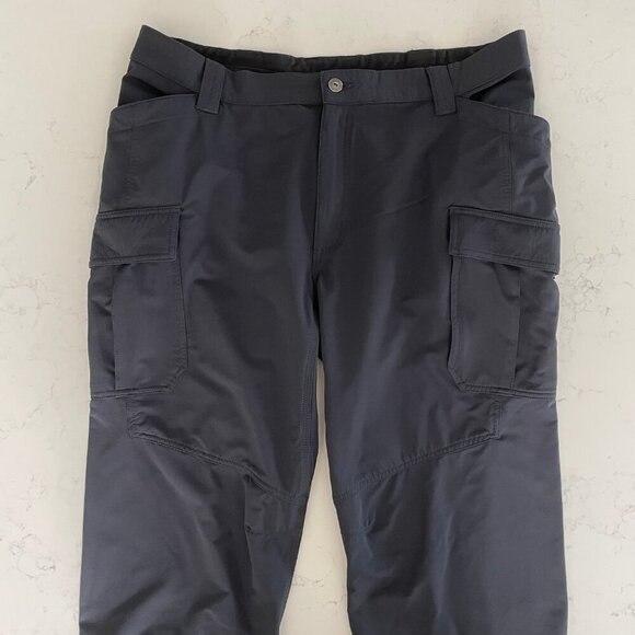 Duluth Trading Co. Casual Multi Pocket Nylon Blend Cargo Pants Black Sz 38 x 30 - Picture 3 of 11